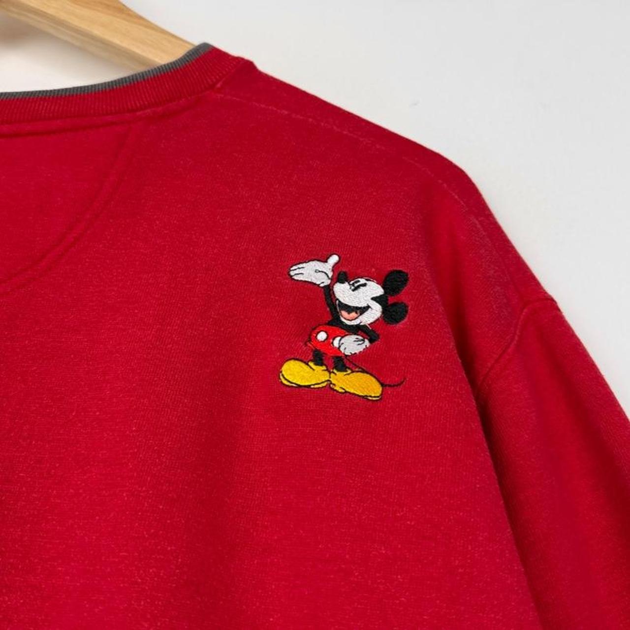 Vintage 90s Mickey Mouse Embroidered Red Sweatshirt (L/XL)