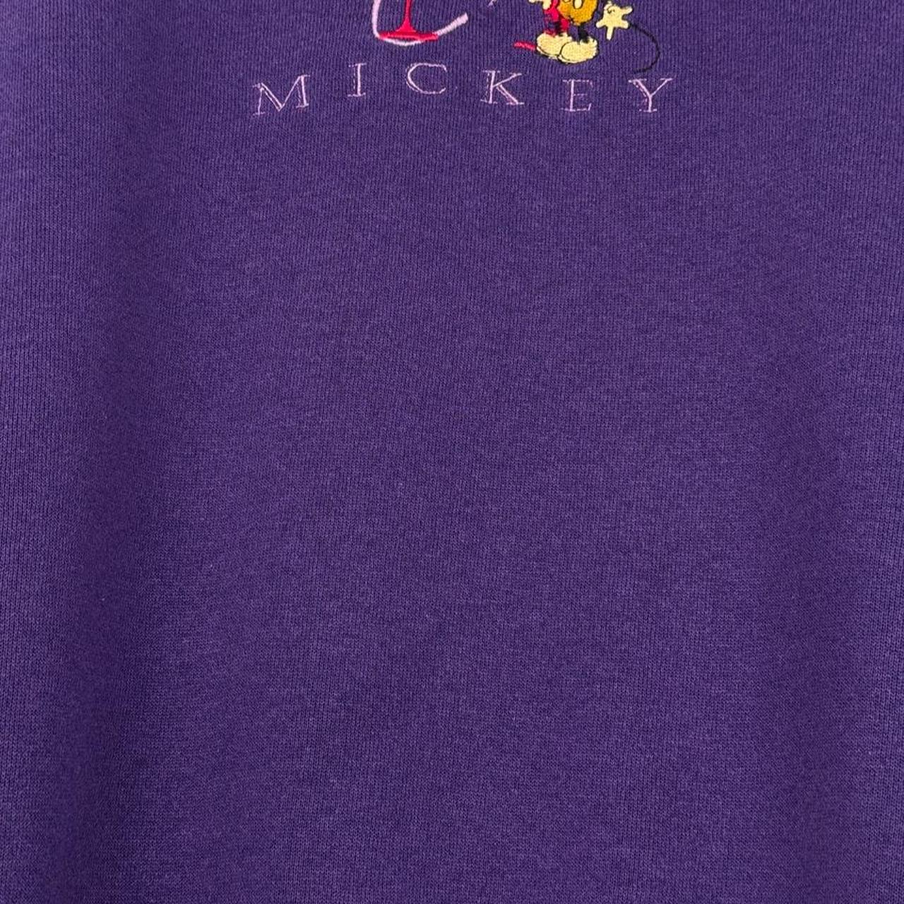 Vintage 90s Classic Mickey Mouse Embroidered Purple Sweatshirt (M)