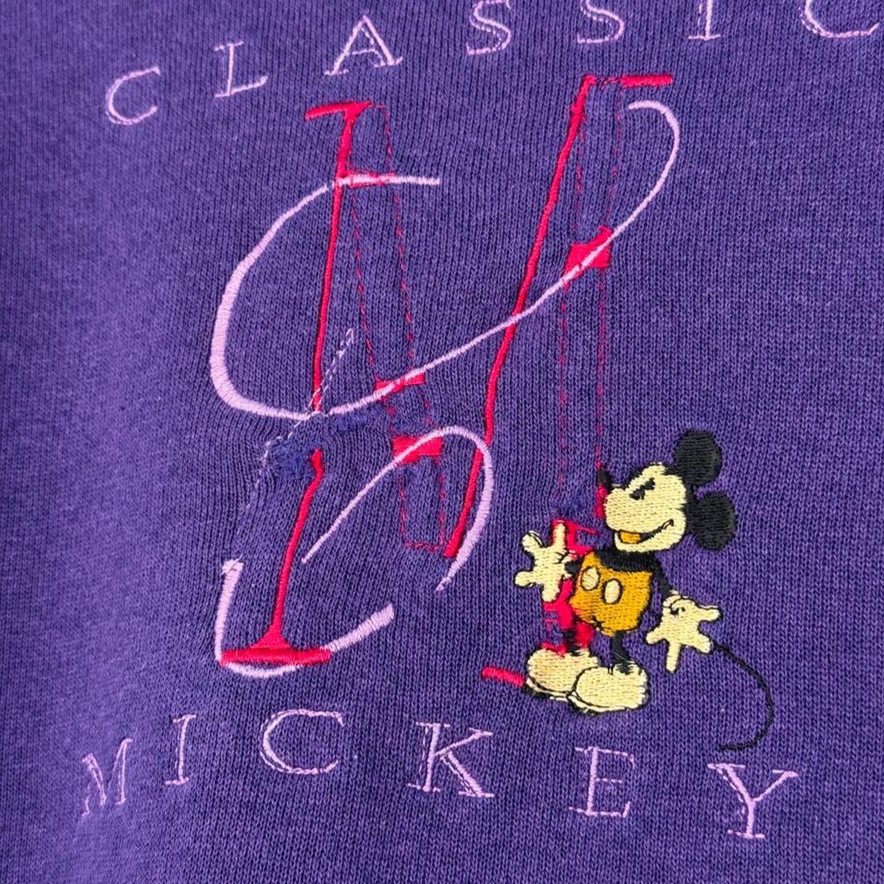 Vintage 90s Classic Mickey Mouse Embroidered Purple Sweatshirt (M)