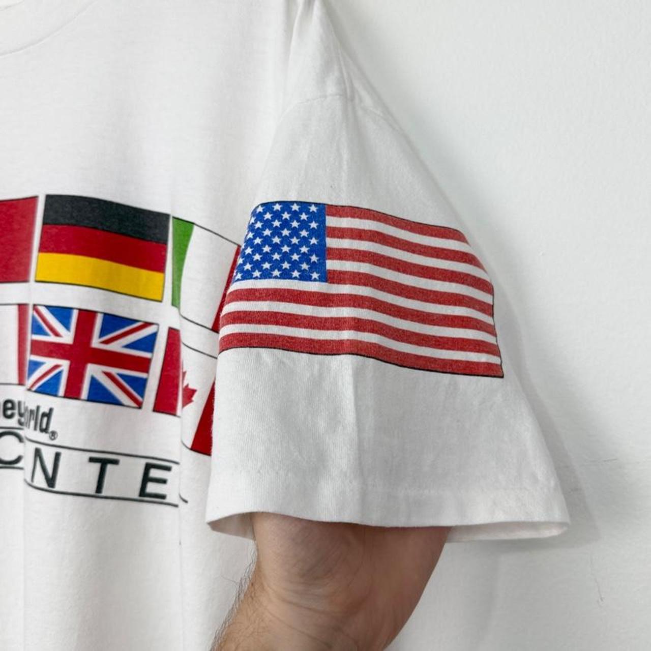 Vintage 90s Epcot Center Walt Disney World White T Shirt (24.25 x 24.5, Boxy M/L)