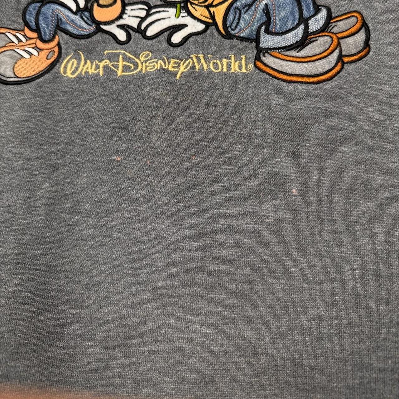 Vintage 00s Mickey & Minnie Love Hearts Disney World Grey Sweatshirt (XL)