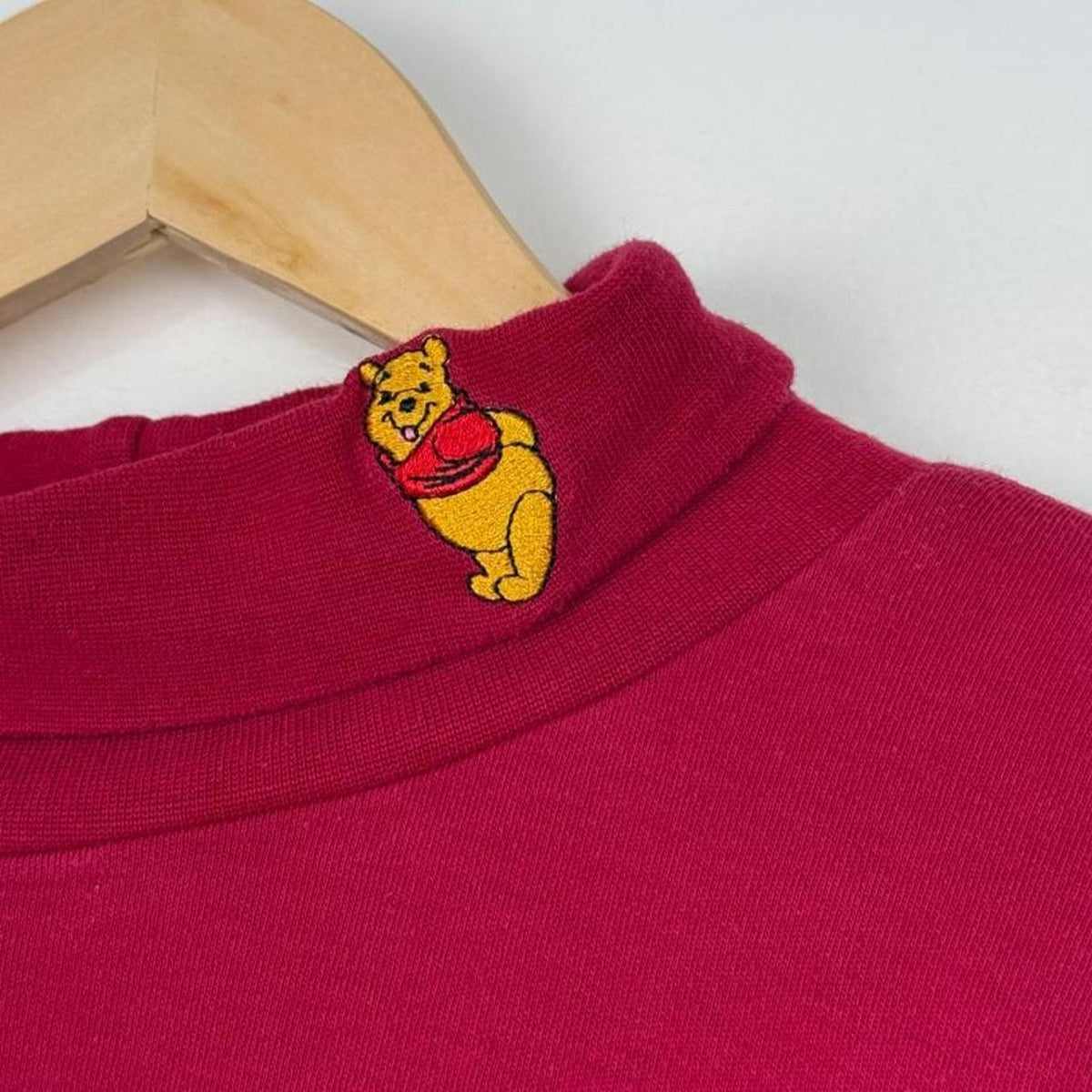 Vintage 00s Winnie the Pooh Embroidered Red Roll Neck Long Sleeve (XL)
