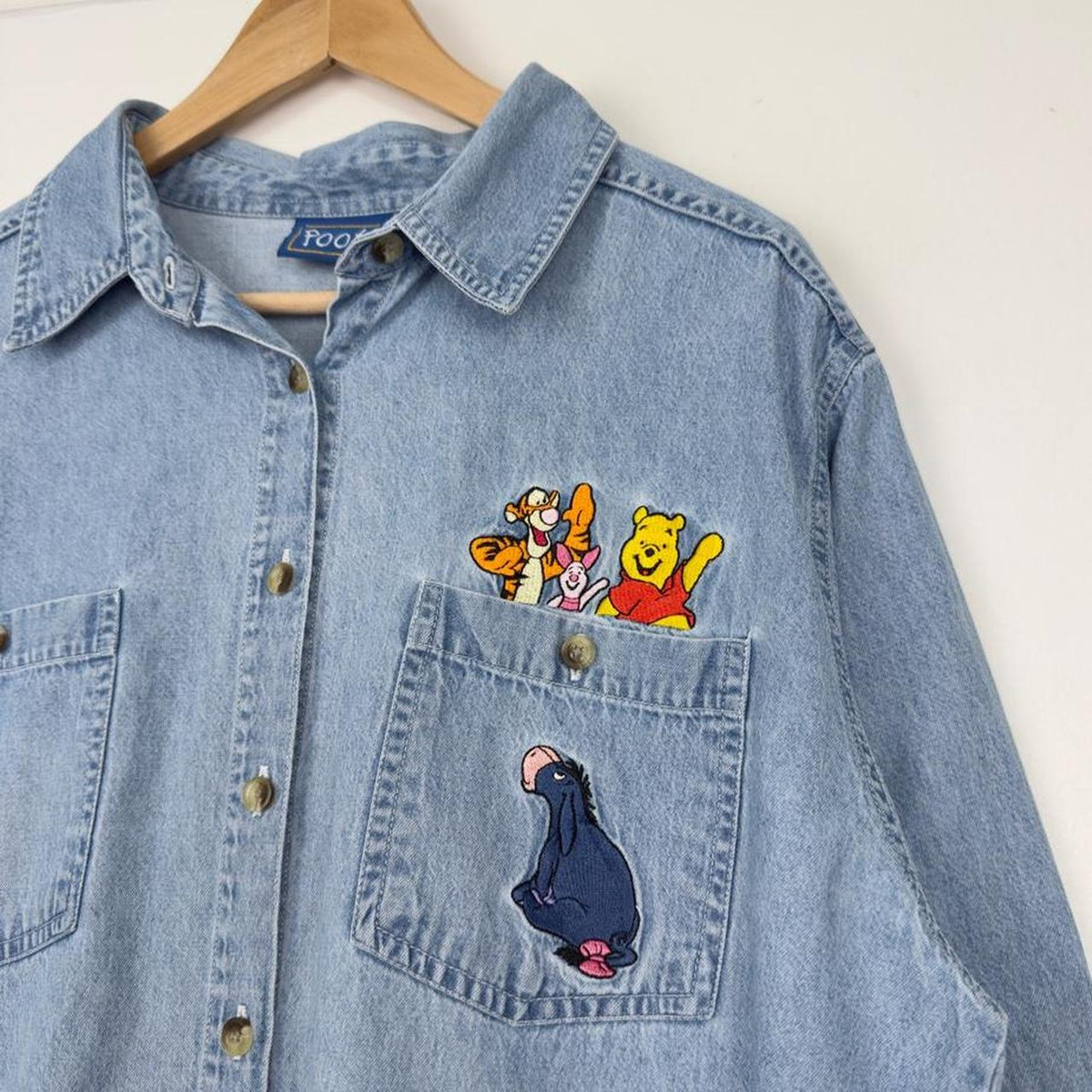Vintage 90s Winnie the Pooh & Friends Embroidered Blue Denim Shirt (L)