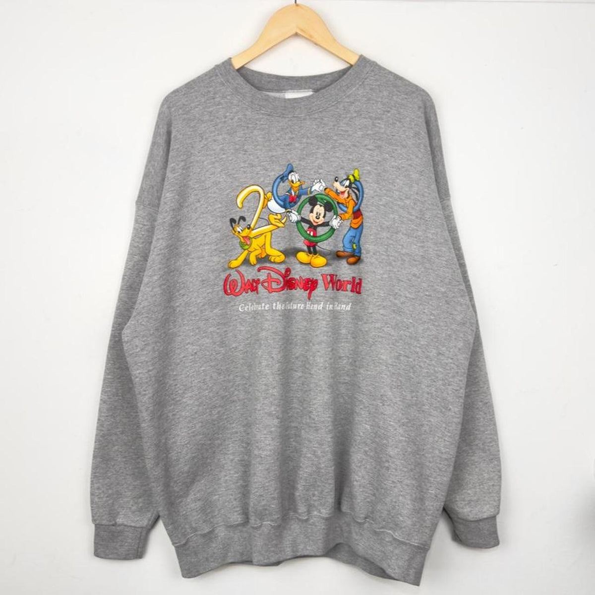 Vintage 2000 Walt Disney World Grey Sweatshirt (XXXL)