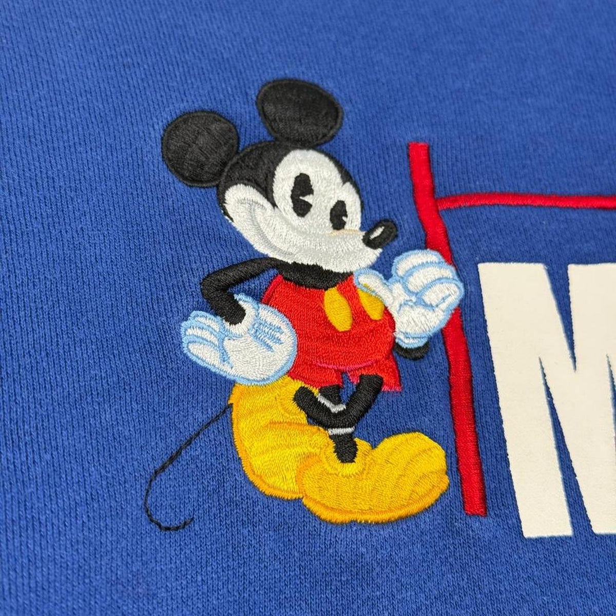 Vintage 00s Mickey Mouse Disney Store Embroidered Blue Sweatshirt (XXL)