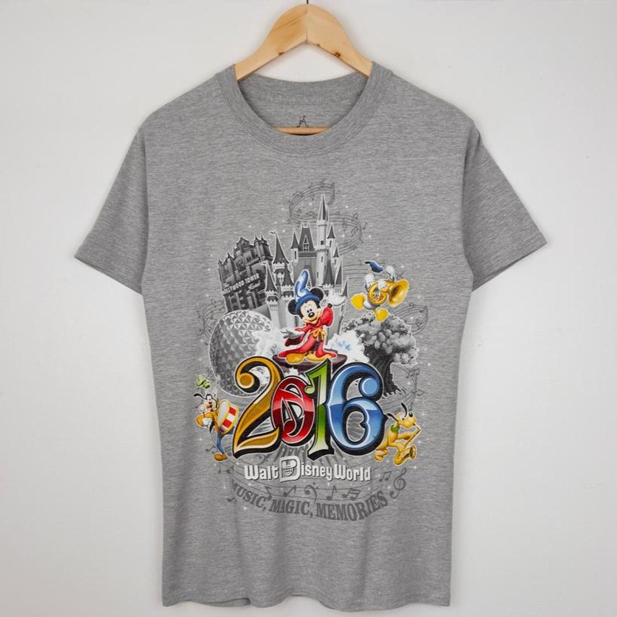 Walt Disney World Music Magic Memories 2016 Grey T Shirt (S)