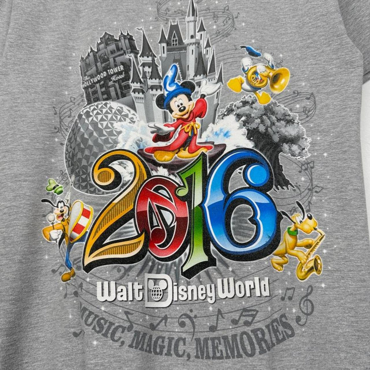 Walt Disney World Music Magic Memories 2016 Grey T Shirt (S)