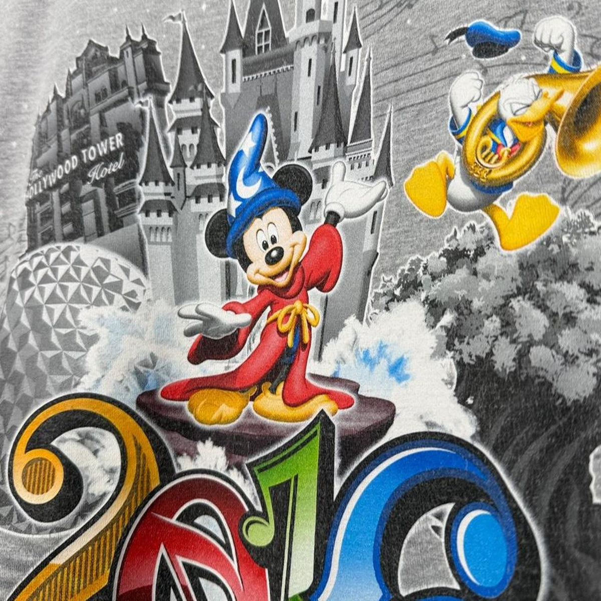 Walt Disney World Music Magic Memories 2016 Grey T Shirt (S)