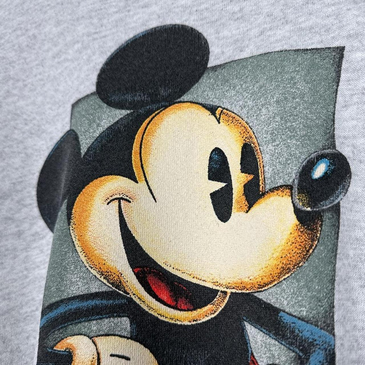 Vintage 90s Mickey Mouse Disney Store Grey Sweatshirt (XL)