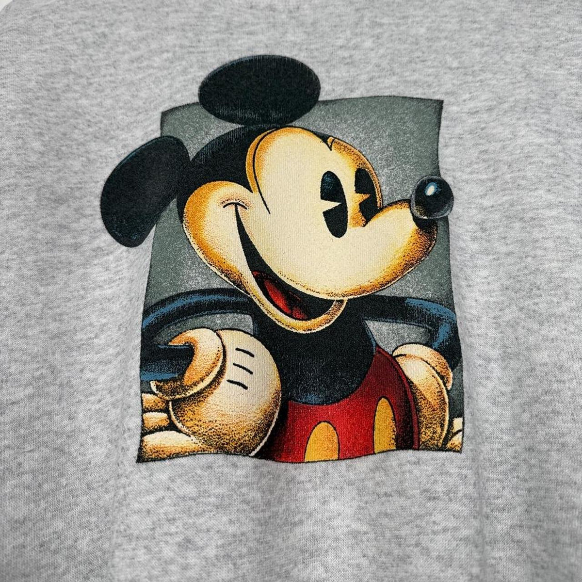 Vintage 90s Mickey Mouse Disney Store Grey Sweatshirt (XL)