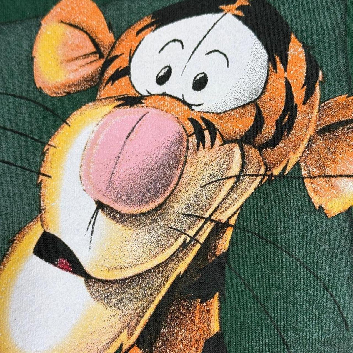 Vintage 90s Tigger Disney Store Green Sweatshirt (L)