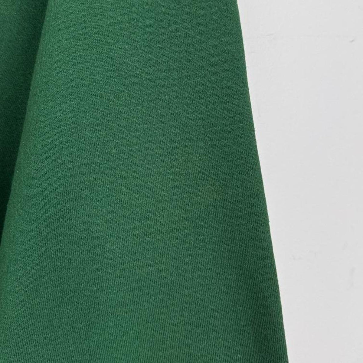 Vintage 90s Tigger Disney Store Green Sweatshirt (L)