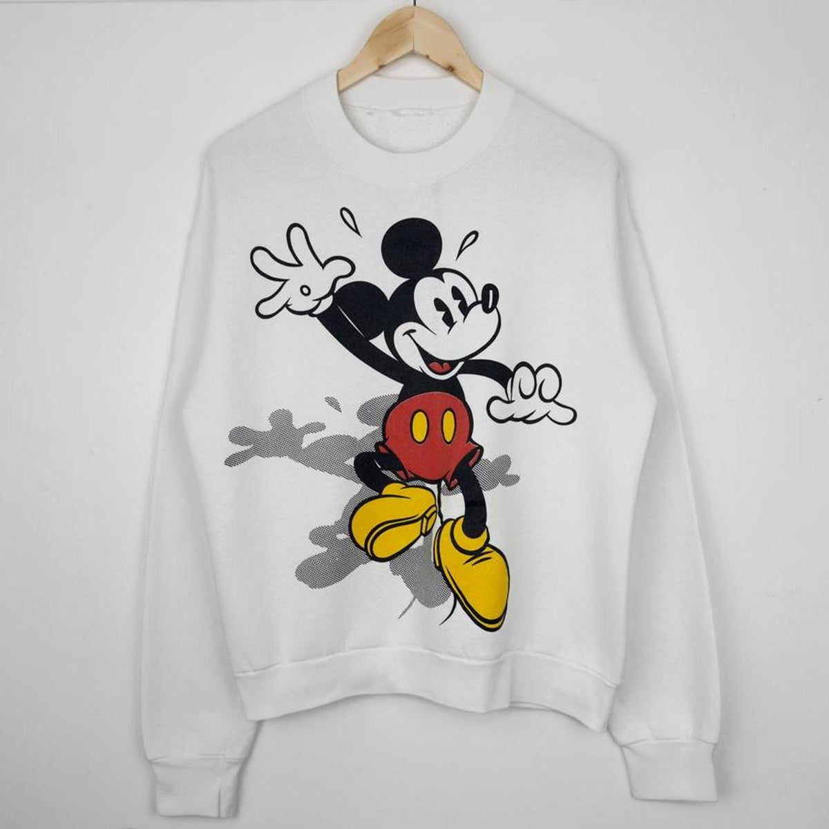 Vintage 90s Mickey Mouse Jumping White Sweatshirt (M)