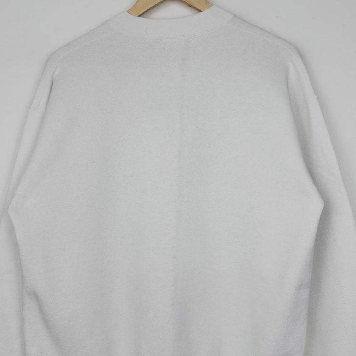 Vintage 90s Mickey Mouse Jumping White Sweatshirt (M)