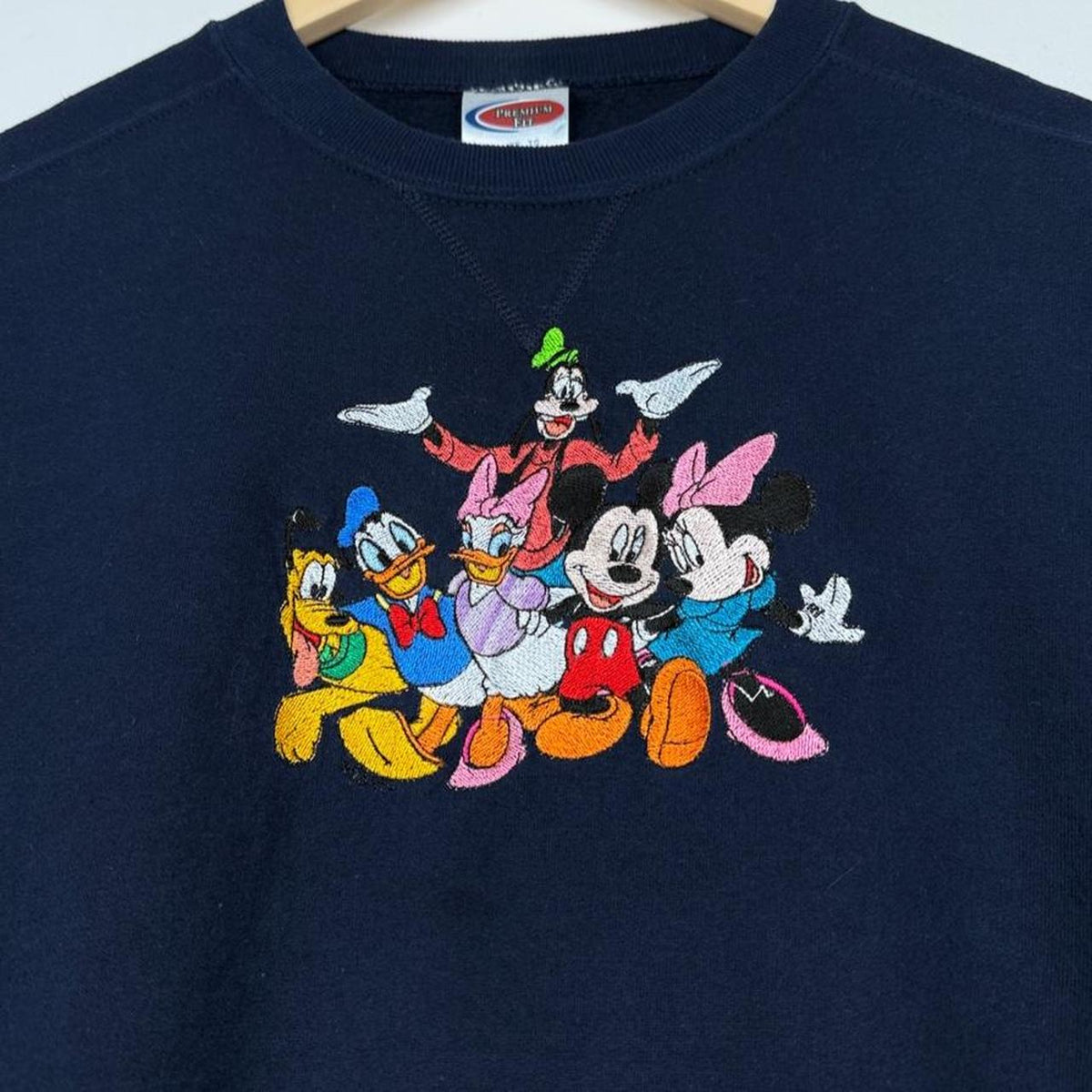 Vintage 00s Mickey & Friends Embroidered Navy Sweatshirt (XL)