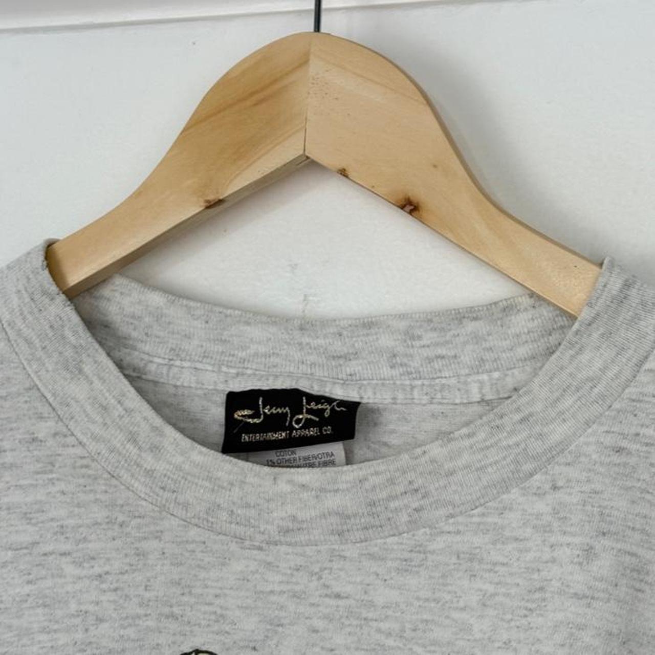 Vintage 90s Winnie the Pooh Cropped Distressed Grey T Shirt (Cropped L)