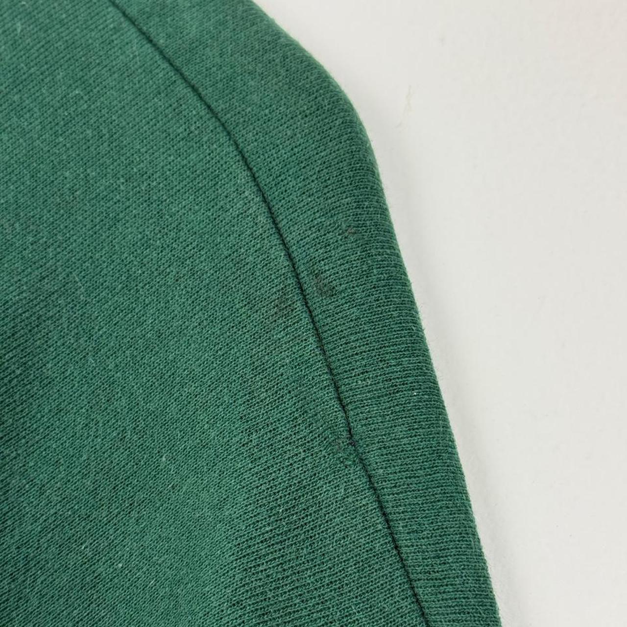 Vintage 90s Tigger Disney Store Green Sweatshirt (L)