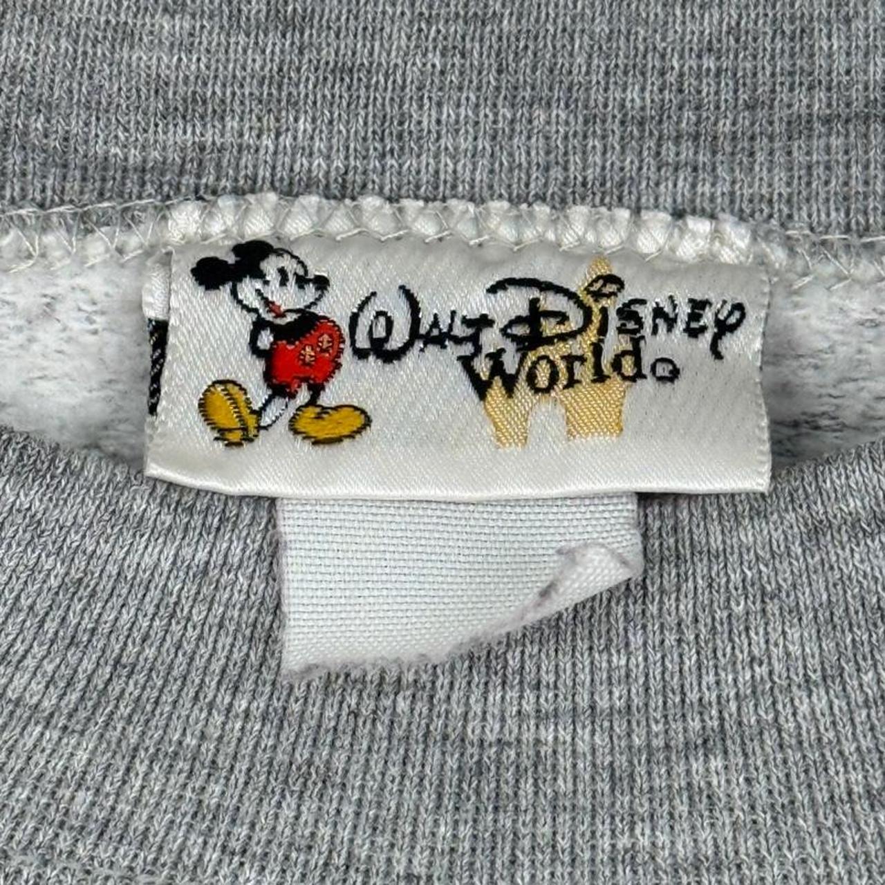 Vintage 2001 Walt DIsney World Pooh & Friends Grey Sweatshirt (L)