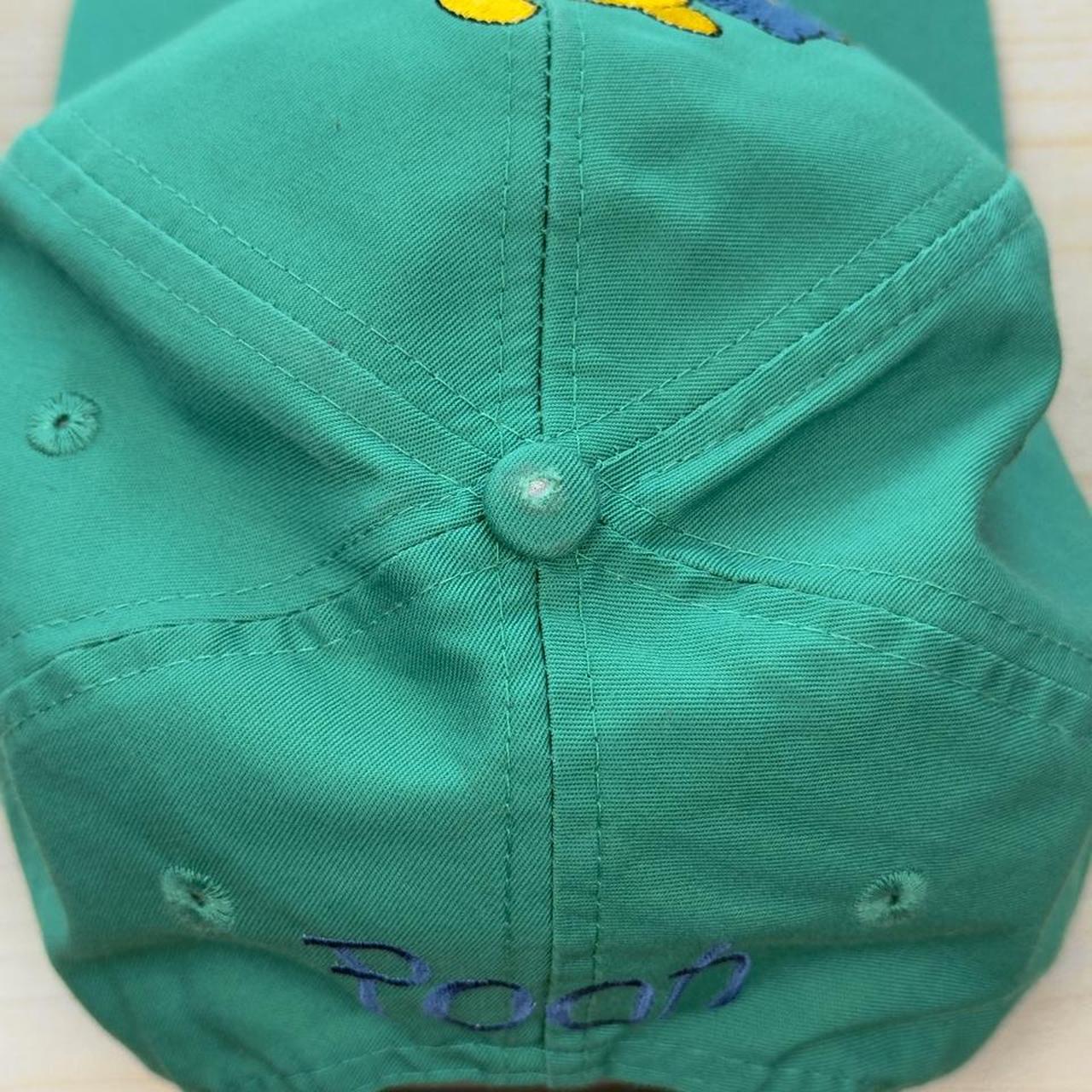 Vintage 90s Winnie the Pooh Embroidered Snapback Cap (Adult)