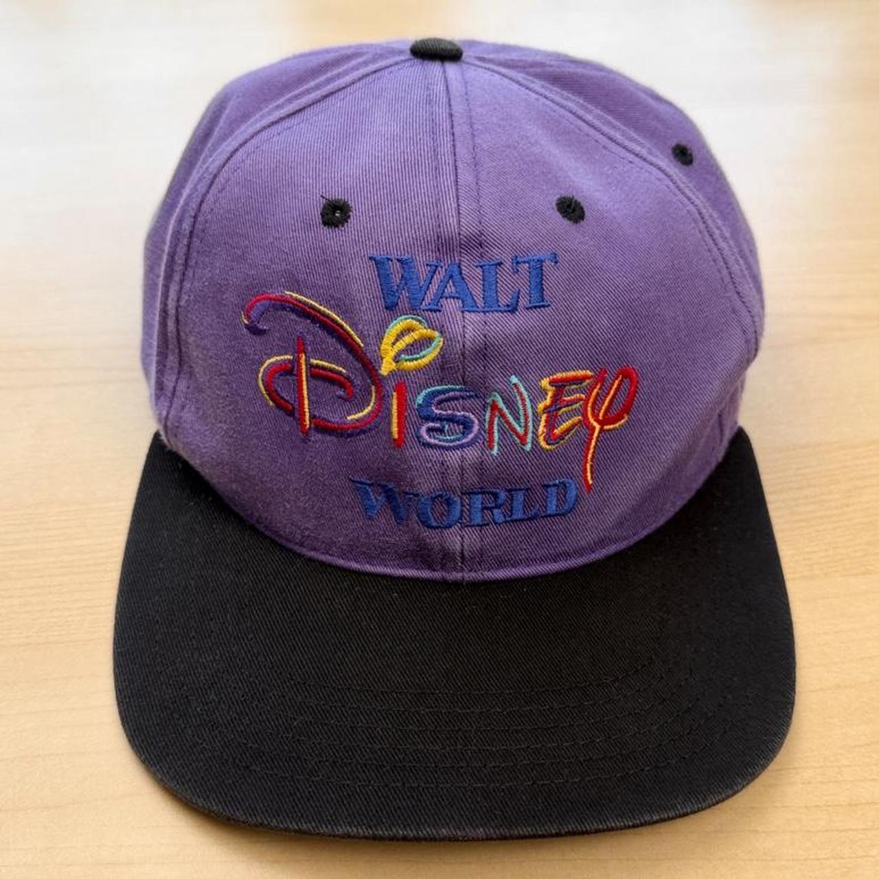 Vintage 90s Walt Disney World Embroidered Purple Snapchat Cap (Adult)