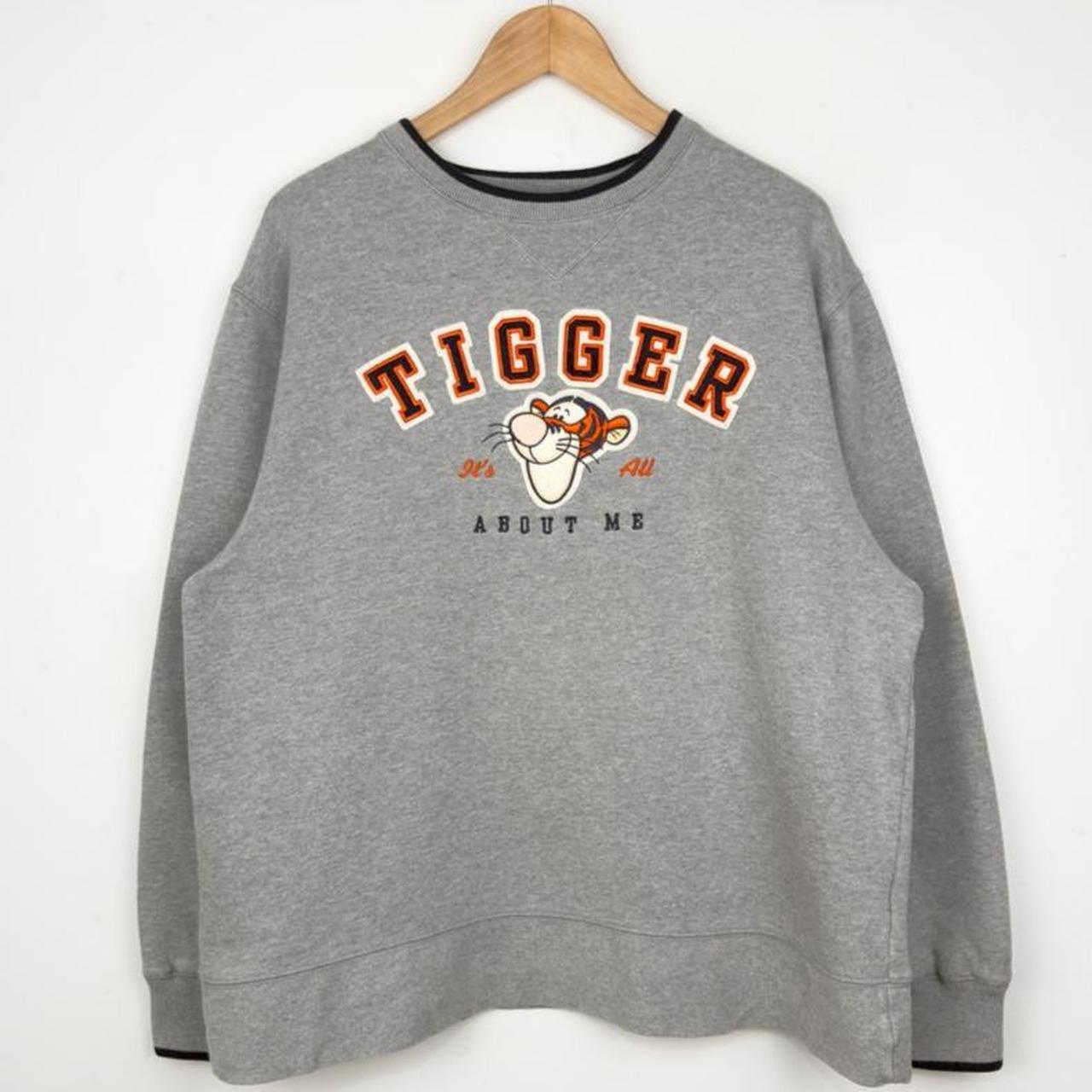 Vintage 00s Disneyland Tigger Spell Out Embroidered Grey Sweatshirt (M)