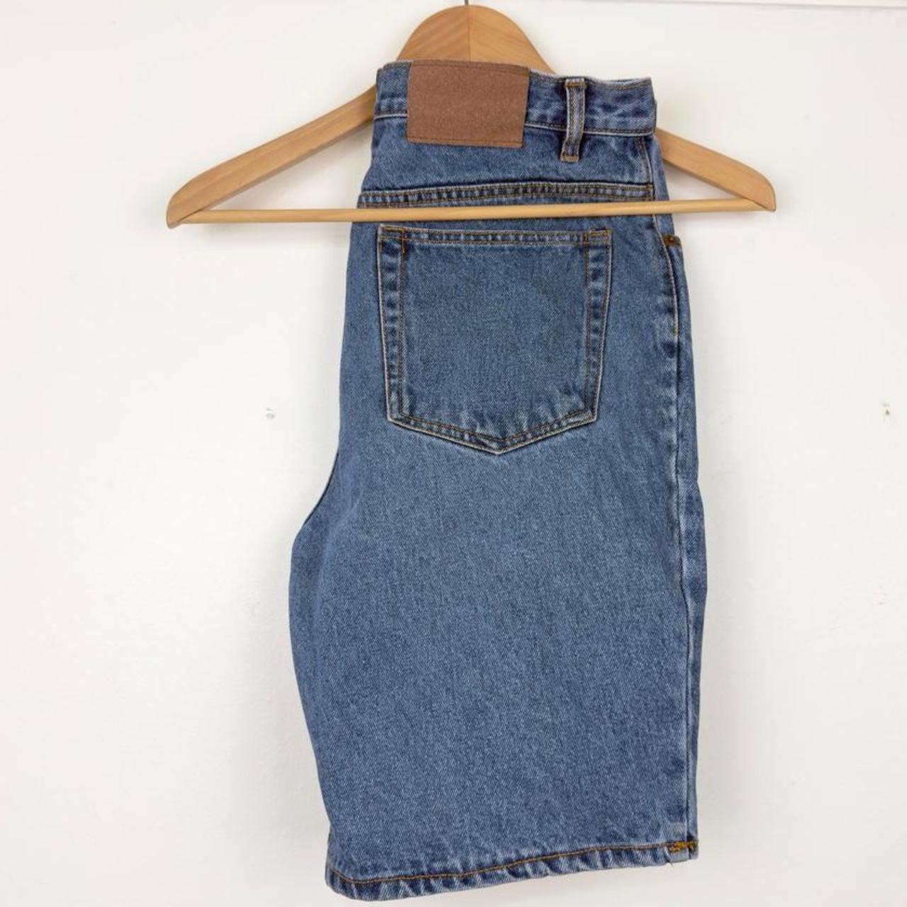 Vintage 90s Minnie Mouse Embroidered Blue Denim Shorts (L)