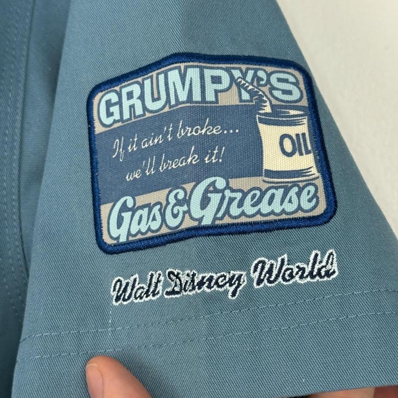 Vintage 00s Walt Disney World Grumpy's Garage Blue Shirt (M)