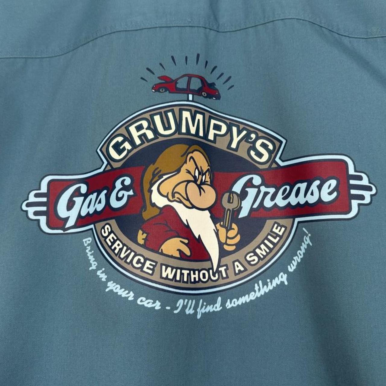 Vintage 00s Walt Disney World Grumpy's Garage Blue Shirt (M)