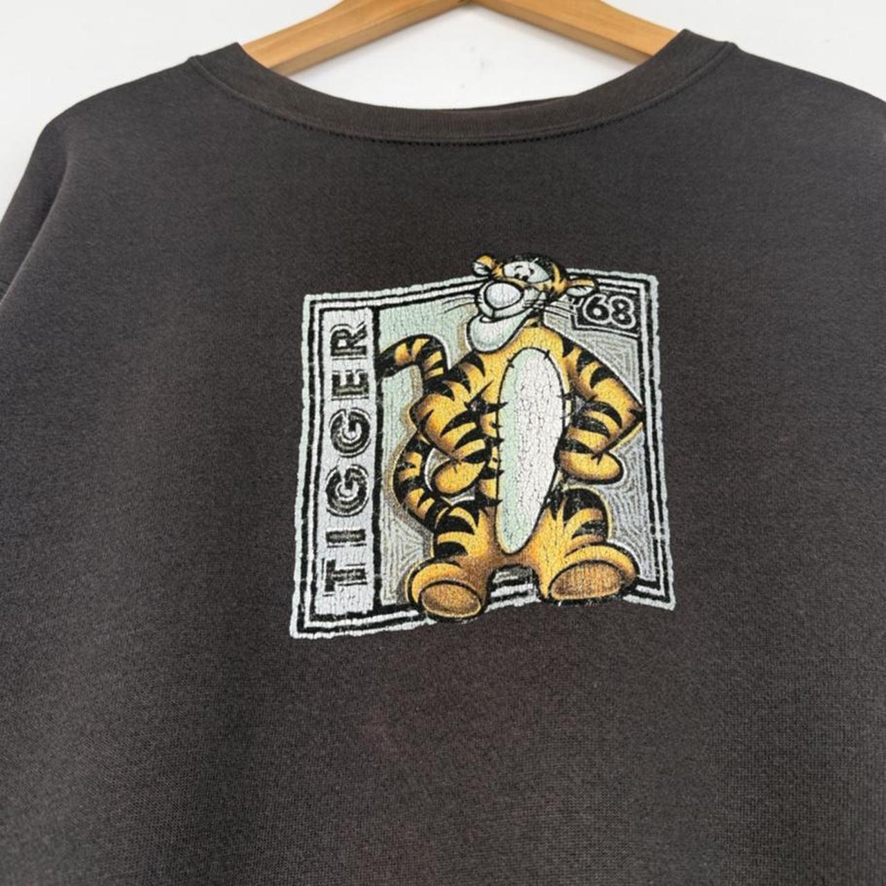 Vintage 00s Tigger Disney Store Dark Brown Sweatshirt (M)